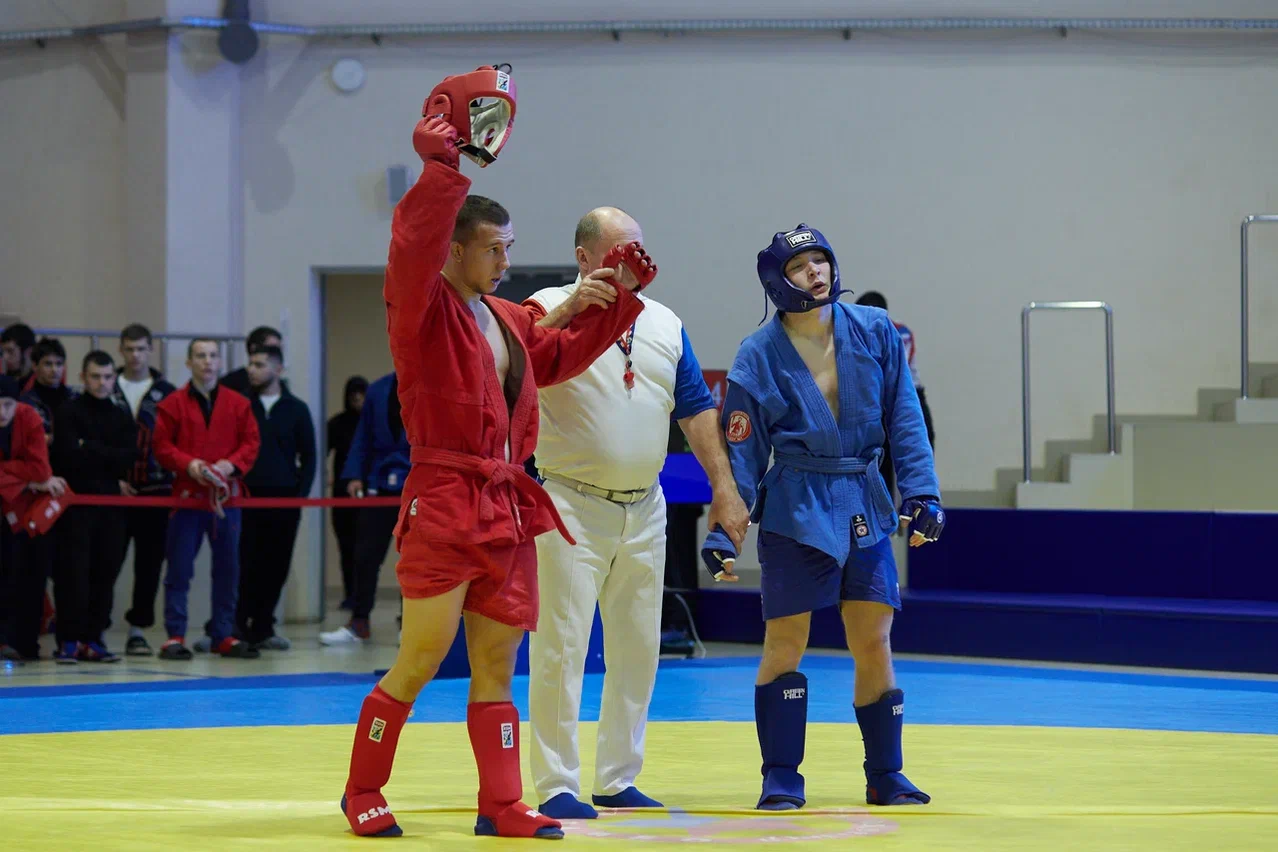 Результаты Первенства УрФО среди юниоров 18-20 лет боевое самбо 2025