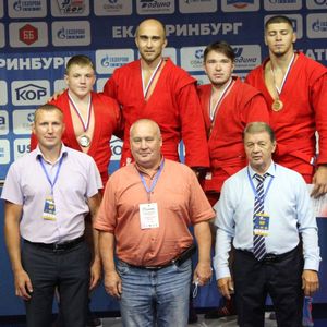 Самбисты УГМК уверенно стартовали в Екатеринбурге на Всероссийских соревнованиях «Память»