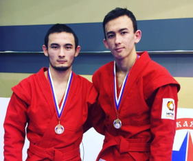 С днем рождения, братья!